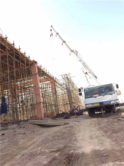 锦江区25 吨、50 吨吊车怎么选？多大重量 / 半径适合对应车型？